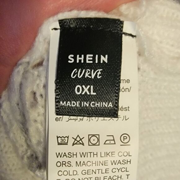 Women's New Sweater Size 0xl - Picture 3 of 4